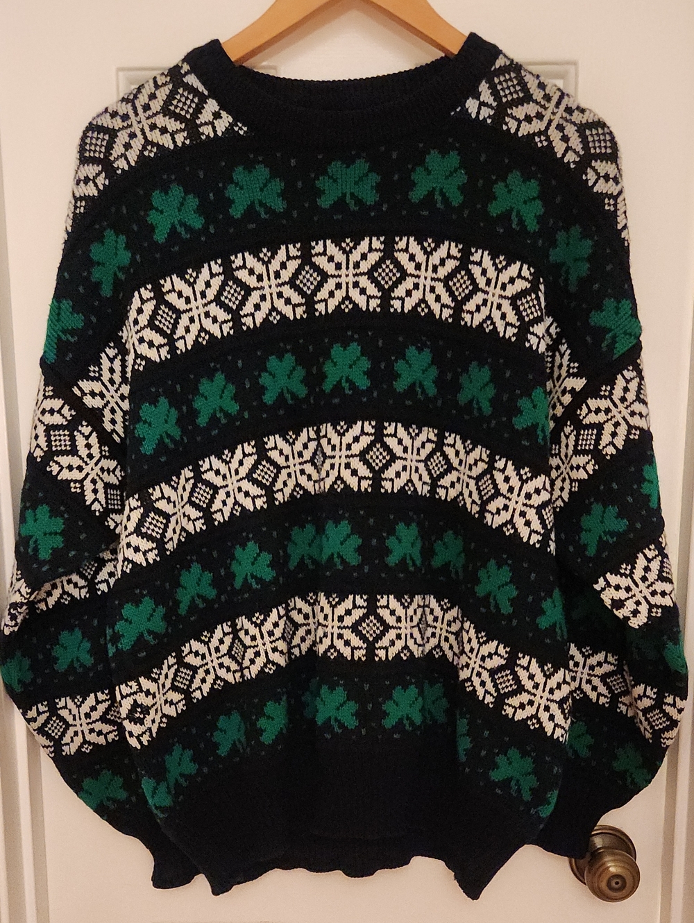 Vintage Emerald Isle Shamrock & Snowflake Fair Isle Sweater - Size XL